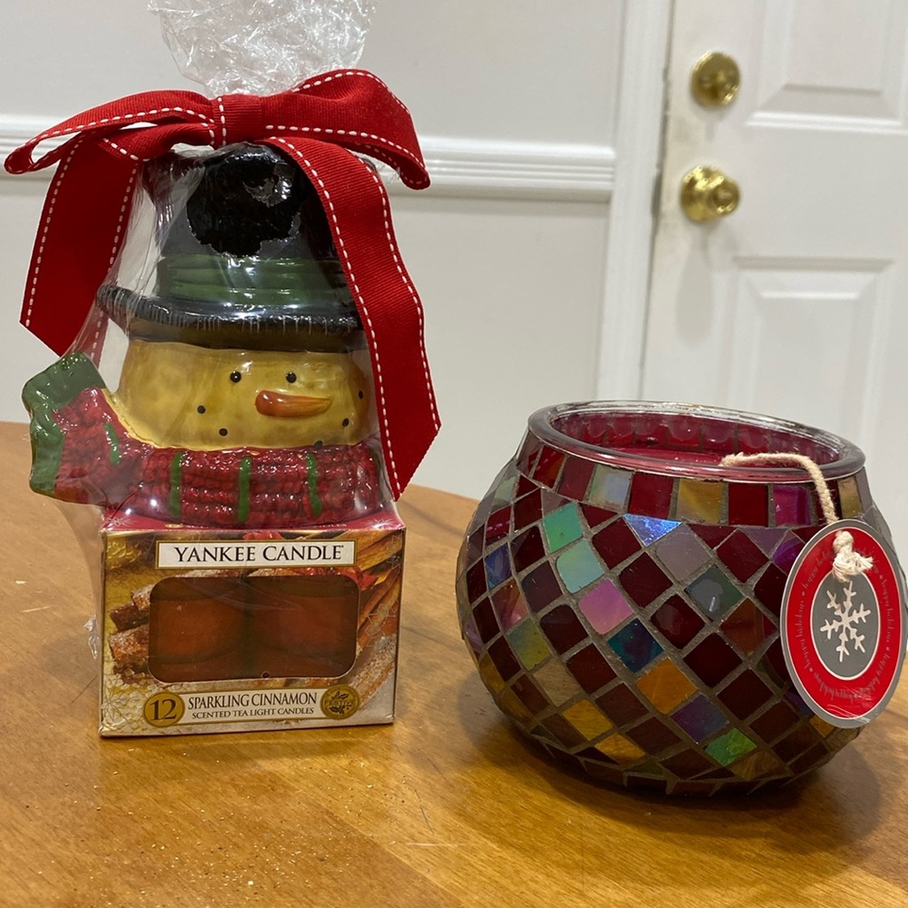 NWOT.  Set of 2, Christmas candle and candle set.